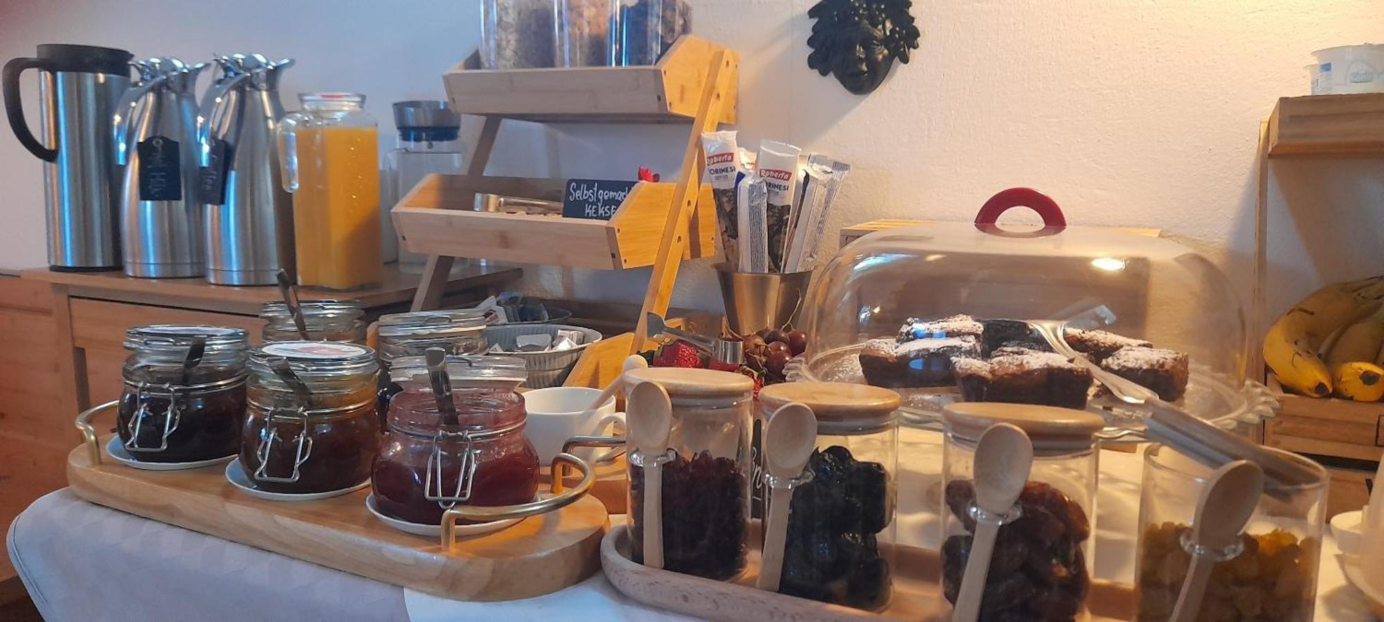 Home Suite Home Bed & Breakfast Merano Bagian luar foto