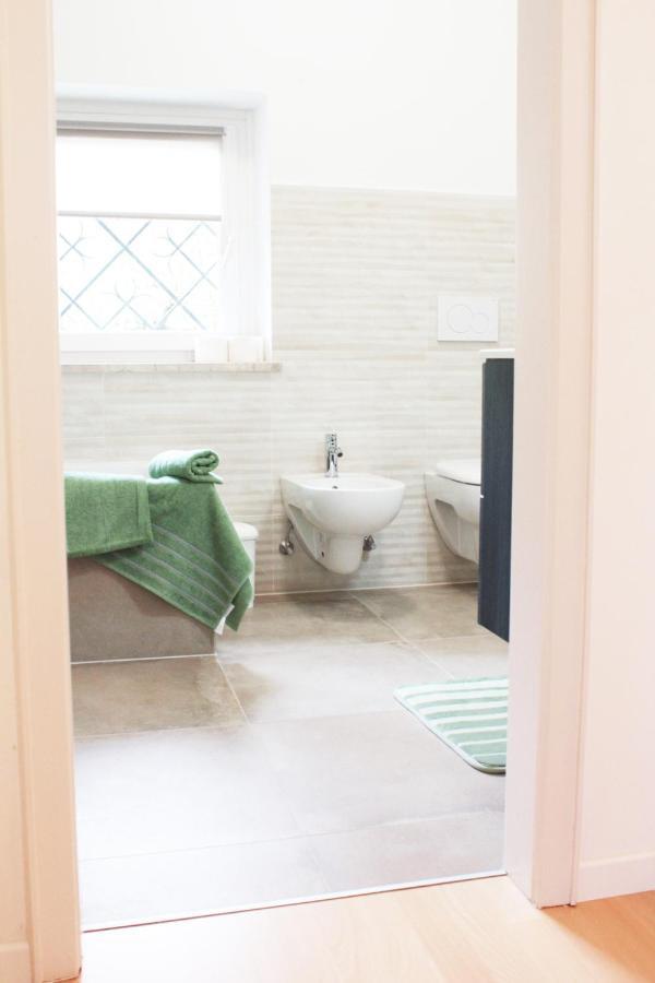 Home Suite Home Bed & Breakfast Merano Bagian luar foto